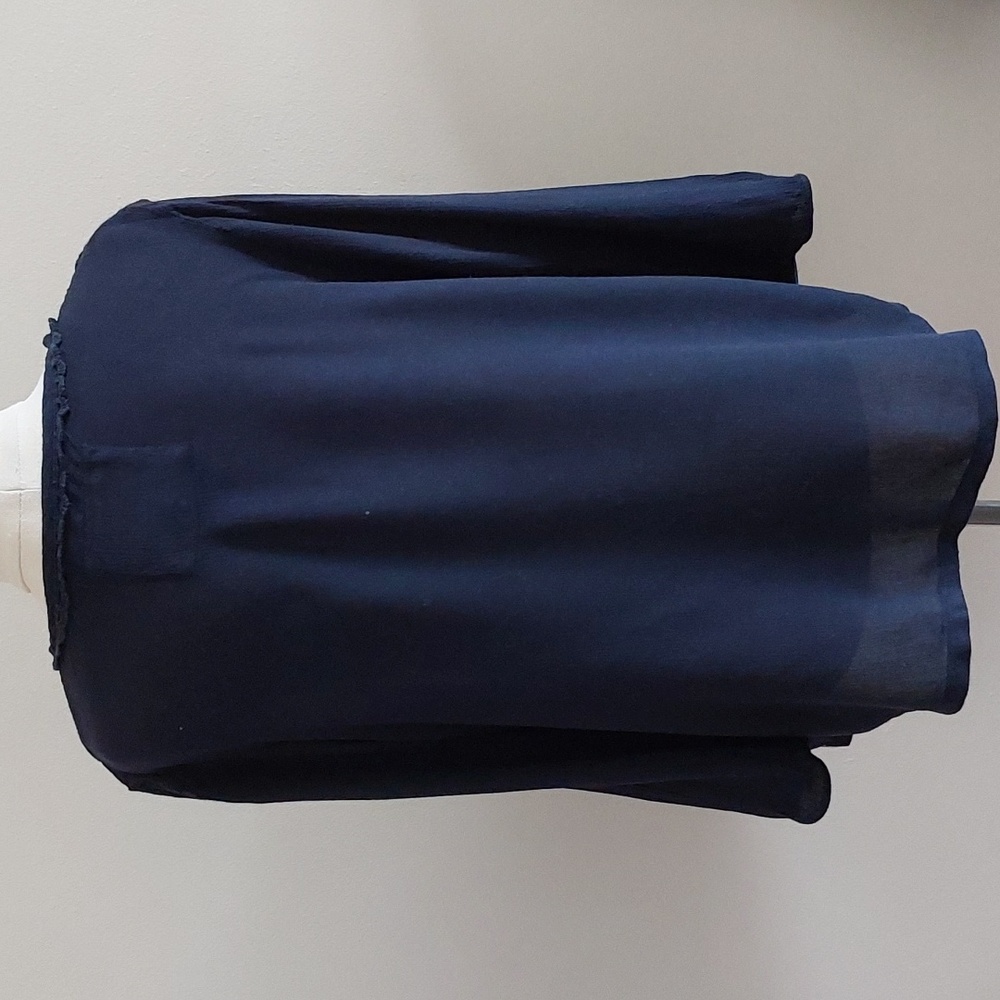 LAST CHANCE:  Superdry navy eyelet lace blouse. - Picture 6 of 9